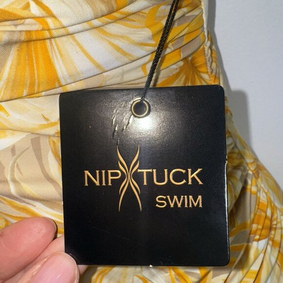 Niptuck Swimsuit Gold Yellow Floral Palm Print Multifit Cup Women 8 NWT - Picture 6 of 16